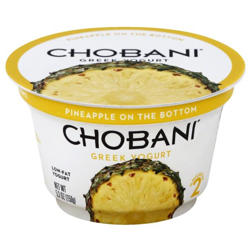 Chobani Greek Yogurt Pineapple Fruit on the Bottom, 5.3 oz La Comprita